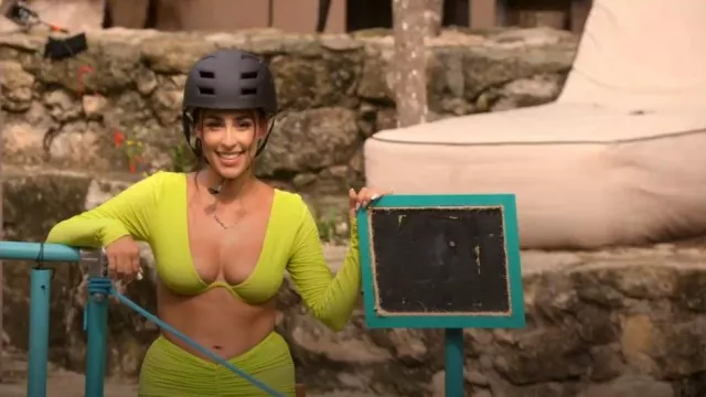 Mars the Label Long sleeve underwire bikini- Lime worn by Alara Taneri as seen in Perfect Match (S02E10)