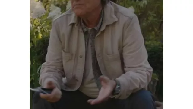 MenBeige Cotton Jacket of Lee Shaw (Kurt Russell) in Monarch: Legacy of Monsters (S01E01)