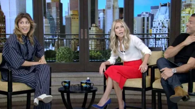 Sandro Wightfall Wide Leg Pants worn by Jennifer Esposito as seen in LIVE with Kelly and Mark on  July 3, 2024