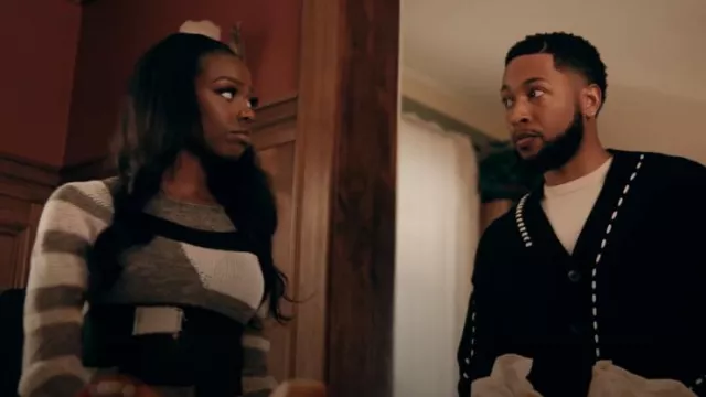 Zara Gray Robe longue mixte portée par Kiesha Williams (Birgundi Baker) comme on le voit dans The Chi (S06E16)