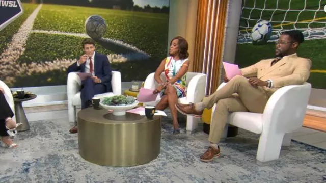Carmen Marc Valvo Sleeveless Printed Jacquard Cocktail Dress worn by Gayle King as seen in CBS Mornings on July 3, 2024