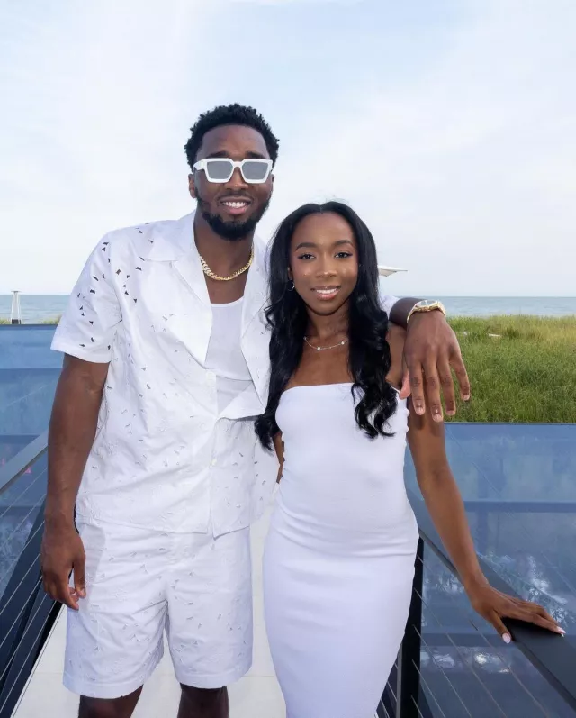 Audemars Piguet Royal Oak en or jaune et vert portée par Donovan Mitchell sur le compte Instagram @spidadmitchell