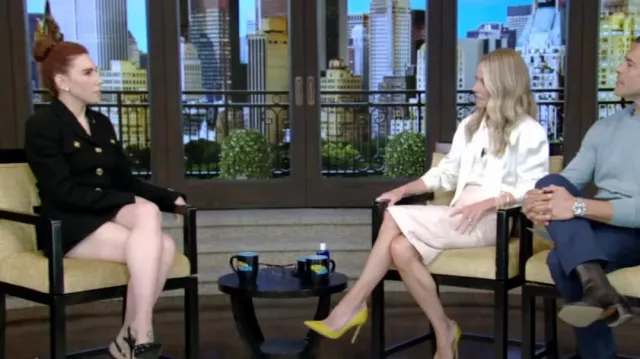 Versace Single-Breasted Stretch Crepe Crop Informal Jacket worn by Zosia Mamet as seen in LIVE with Kelly and Mark on  July 18, 2024