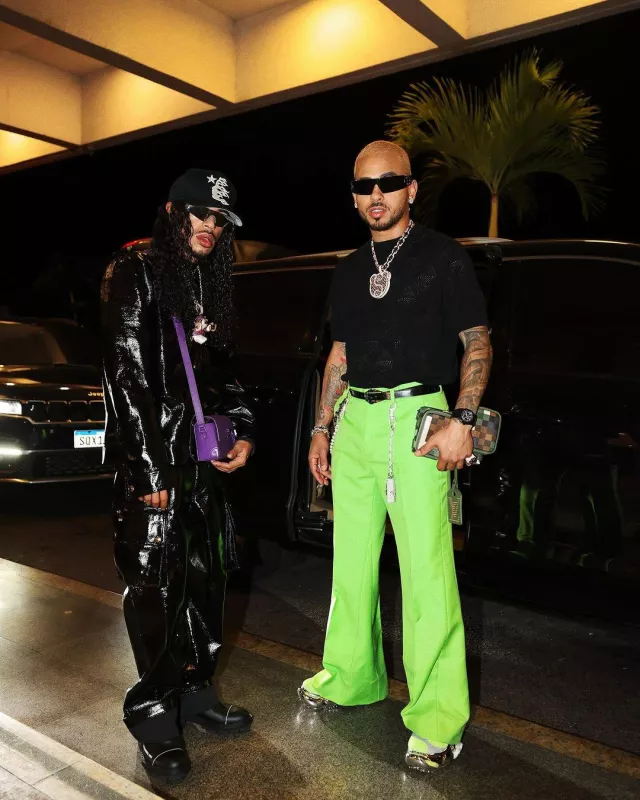 Pantalon évasé Dior x Cactus Jack Neon Green porté par Ozuna sur le compte Instagram @ozuna