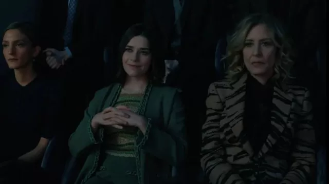 Brandon Maxwell Tiger Jacquard Blazer Jacket porté par Sheryl Luria (Christine Lahti) comme on le voit dans Evil (S04E09)