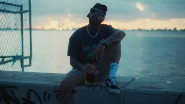 Vans Old Skool Low Black Canvas worn by Nicky Jam in Insomnio - Nicky Jam | Video Oficial