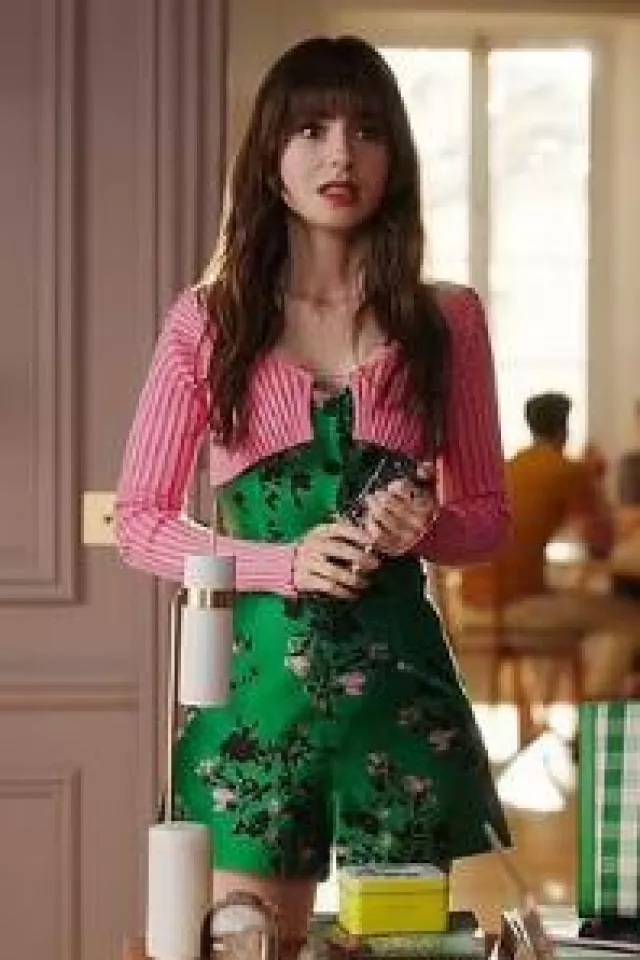 Kate Spade Manhattan Gingham Tweed Fabric Small Tote worn by Lily Collins at Emily in Paris 4.1 Break Point on August 15, 2024