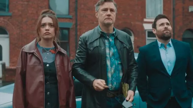 Monki Long Sleeve Top In Rose Print worn by Gemma (Aimee Lou Wood) as seen in Daddy Issues (S01E03)