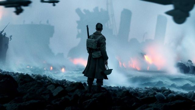 The gabardine military soldiers in Dunkirk