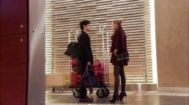 Sigerson Morrison Bottes portées par Serena Van Der Woodsen (Blake Lively) dans Gossip Girl (Saison 6, Épisode 9)