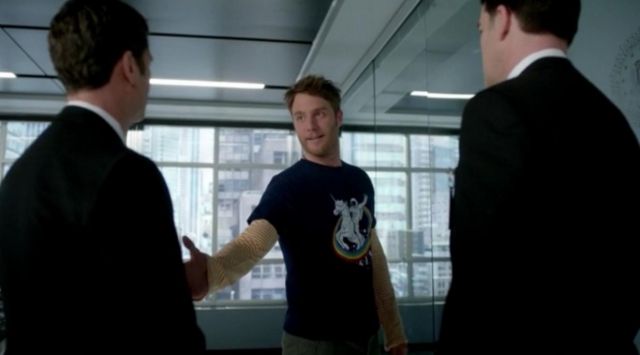 the T-shirt unicorn of Brian Finch in Limitless