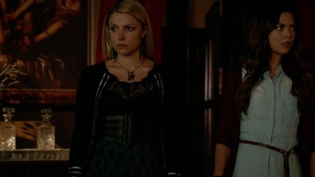 belt, Mary Louise (Teressa Liane) in The Vampire Diaries