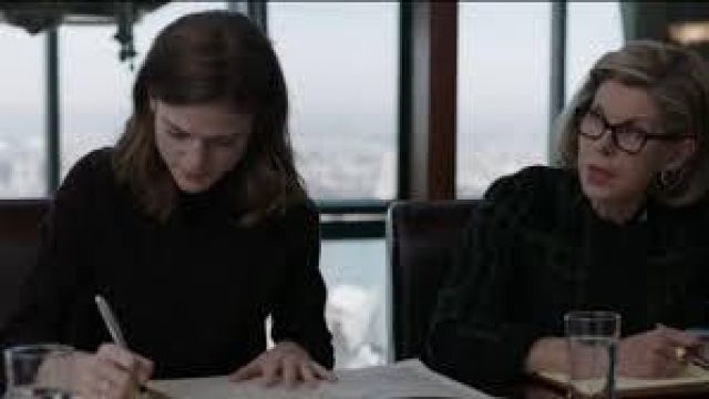 The sweatshirt Theory worn by Maia Rindell (Rose Leslie) in The Good Fight (S01E01)