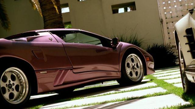 El Lamborghini Diablo Roadster (1995) en No Pain No Gain