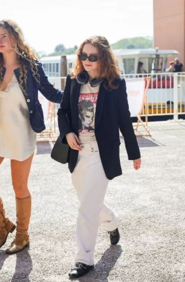Chanel Oval Sunglasses in Acetate worn by Sadie Sink in Venice on September 1, 2024