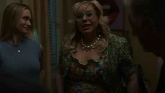 Celia B happy Top porté par Penelope Garcia (Kirsten Vangsness) comme on le voit dans Esprits criminels (S17E10)