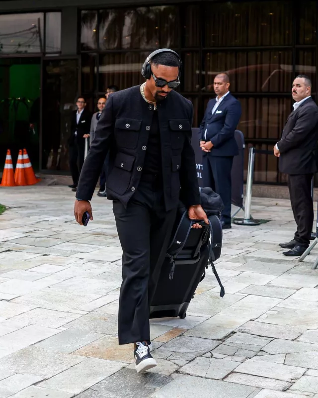 Jordan Black FIFTYONE49 Rolling Suitcase worn by Jalen Hurts on the Instagram account @philadelphiaeagles