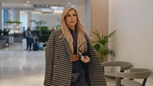Anine Bing Kaia Houndstooth Blazer worn by Tracy Tutor as seen in Million Dollar Listing Los Angeles (S15E10)