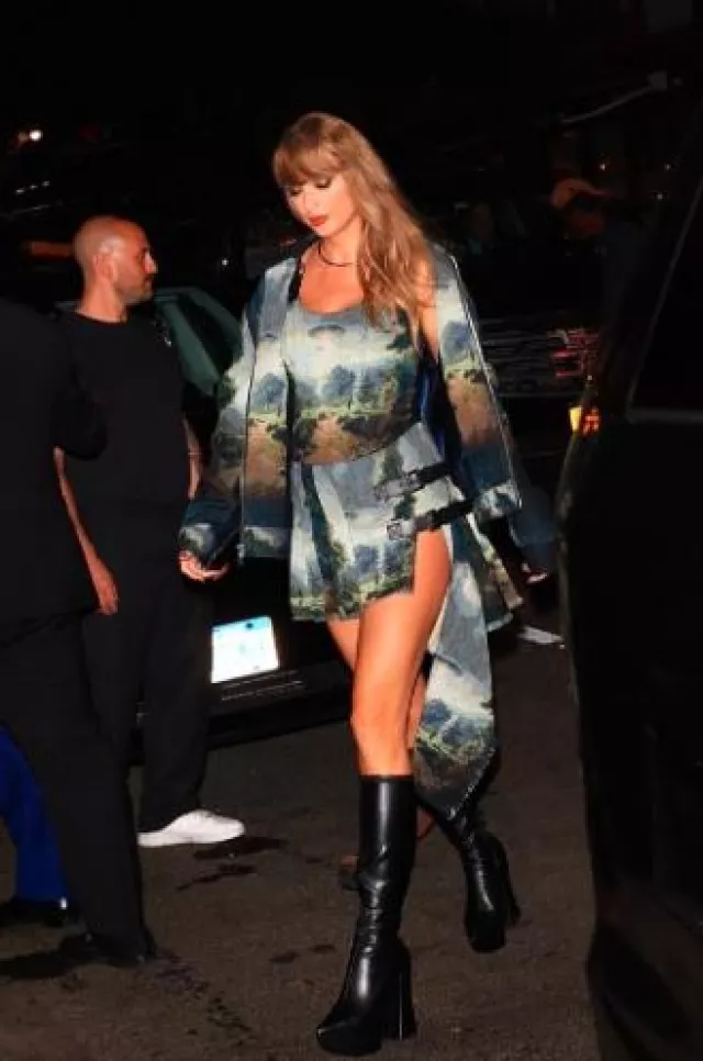 Monse Tapestry Pleated Combo Mini Skirt worn by Taylor Swift at MTV