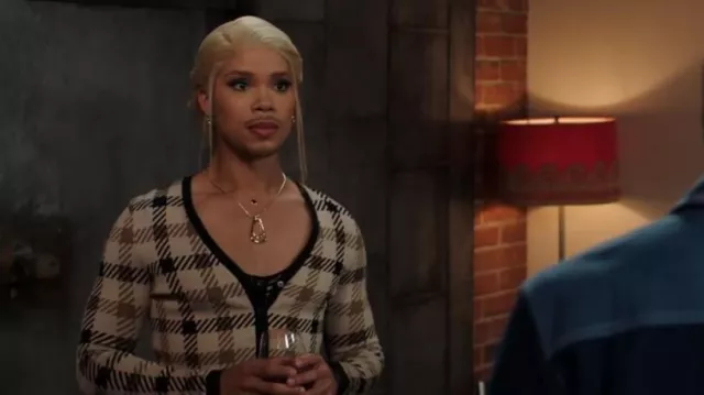 Cárdigan de punto jacquard H&M Rokh usado por Nathaniel Hardin (Rhoyle Ivy King) como se ve en All American: Homecoming (T03E13)