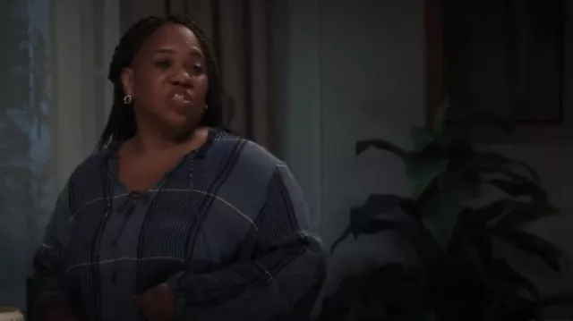 Nic+Zoe Line It Up Split Neck Top worn by Dr. Miranda Bailey (Chandra Wilson) as seen in Grey's Anatomy (S21E01)
