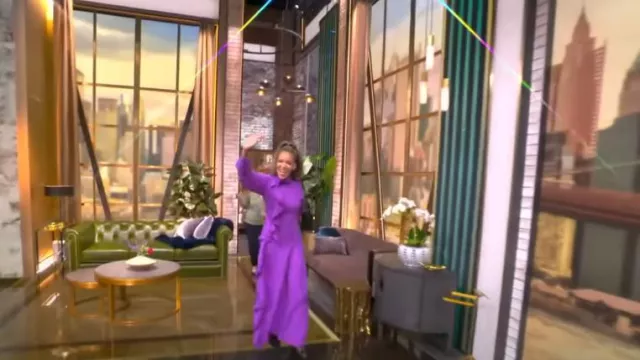 Jupe Ulla Johnson Mireya portée par Sunny Hostin comme on le voit dans The View le 3 octobre 2024