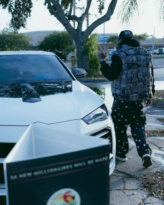 Kapital Black Bandana Woven Vest worn by Odell Beckham Jr. on the Instagram account @obj