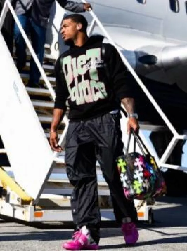 Hellstar Black Side Snap Trackpants worn by Ja'Marr Chase on the Instagram account @houstontexans
