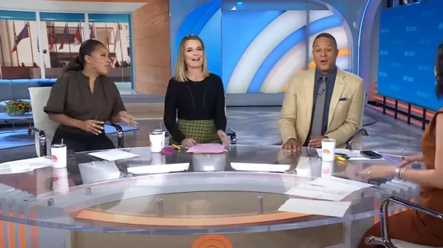 Emilia Wickstead Kenzie Houndstooth Midi-Skirt worn by Savannah Guthrie as seen in Today on  October 25, 2024
