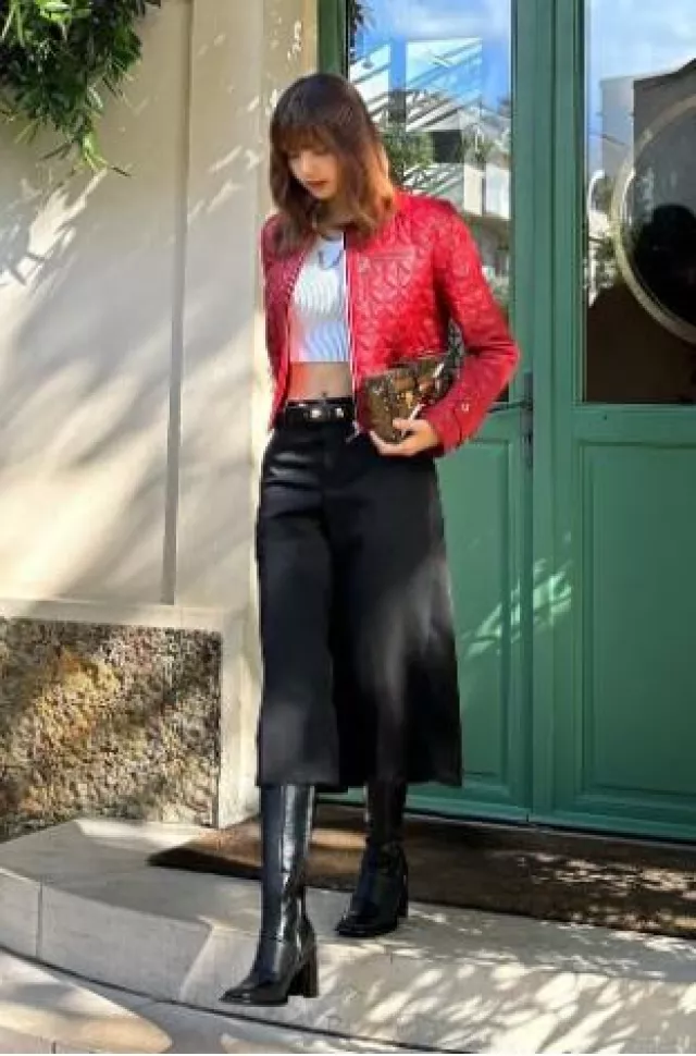 Louis Vuitton Custom Malle Monogram Bag worn by Lisa on her Instagram Post on October 10, 2024