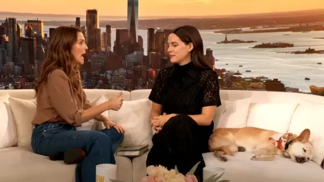 Scanlan Theodore Parachute Tailored Shirt worn by Drew Barrymore as seen in The Drew Barrymore Show on October 11, 2024