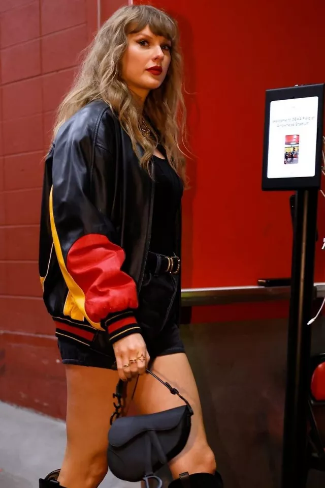 Taylor Swift wears Chiefs Jacket arriving to Chiefs Game on November 4, 2024