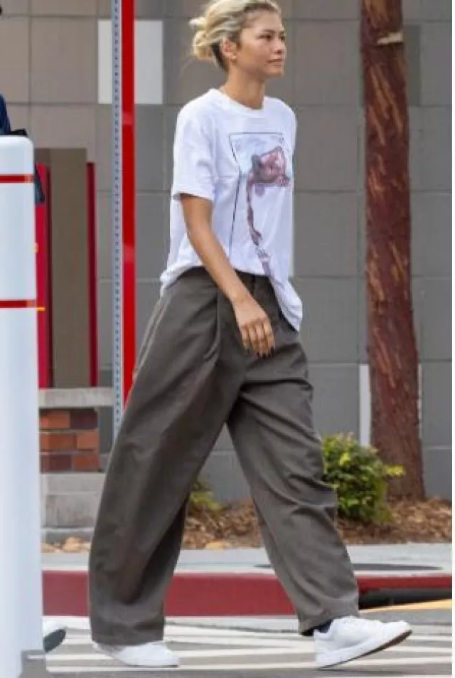 À propos de la course sur le court du Roger Centre porté par Zendaya Coleman à Los Angeles le 17 octobre 2024