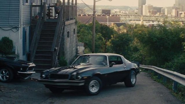 Camaro (1977), porté par Jack Reacher (Tom Cruise dans Jack Reacher