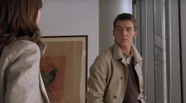 The overcoat / Trench coat beige of Chris Wilton (Jonathan Rhys-Meyers) in Match Point