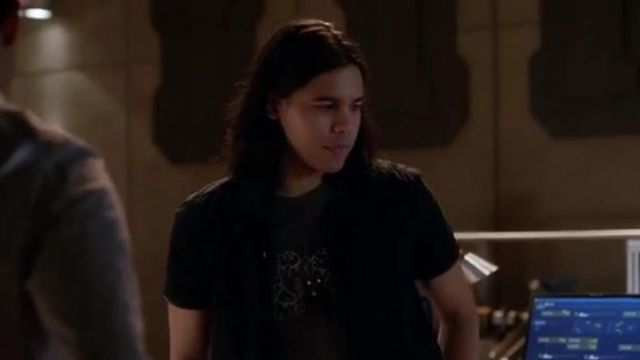 The t-shirt Threadless 8 Down, 1 To Go Cisco Ramon (Carlos Valdes) in The Flash