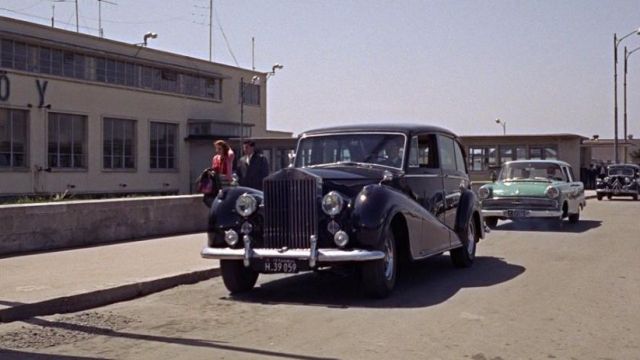 The Rolls-Royce Silver Wraith Limousine Park Ward in From Russia with Love