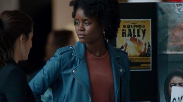 La veste en cuir de Ruby Carter (Denée Benton) dans UnReal S01E01