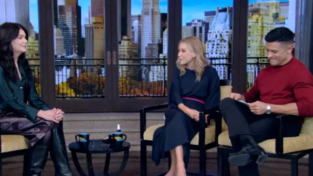 Robe Rachel Comey Lyss portée par Kelly Ripa telle qu’on la voit dans LIVE with Kelly and Mark le 8 novembre 2024