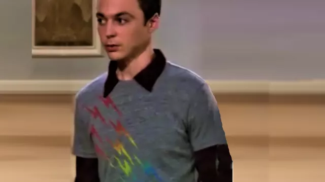 Tee-shirts from The Big Bang Theory: Sheldon Cooper (Jim Parsons) wears Rainbow Bolts T-Shirt by Aviator Nation in season 1, episode 2