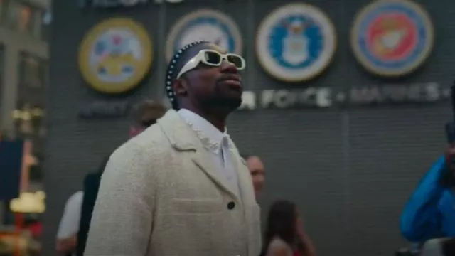 Lunettes de soleil Prada Symbole portées par Noah Lyles comme on le voit dans SPRINT (S02E01)