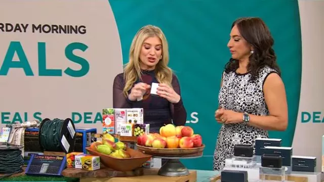 Cache Robe noire et blanche portée par Michelle Miller telle qu’elle est vue dans CBS Mornings le 17 novembre 2024