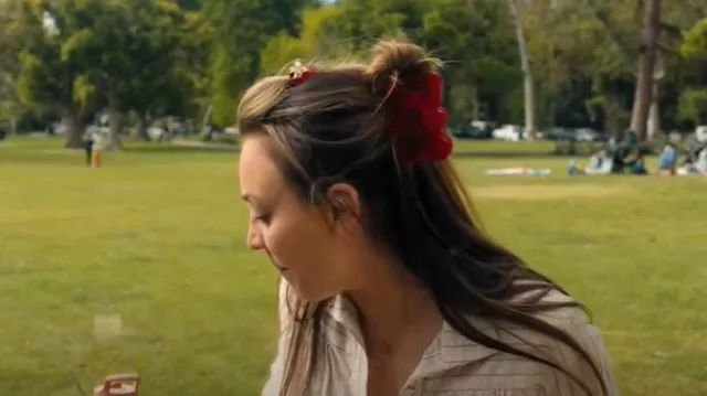 Yucca Gummy Bear Hair Clip worn by Ava Bartlett (Kaley Cuoco) as seen in Based on a True Story (S02E02)