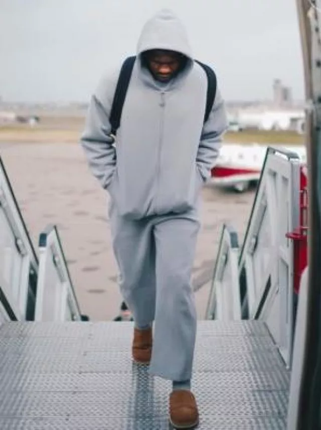 Sweat à capuche zippé Perplex Stone Grey porté par Anthony Edwards sur le compte Instagram @timberwolves