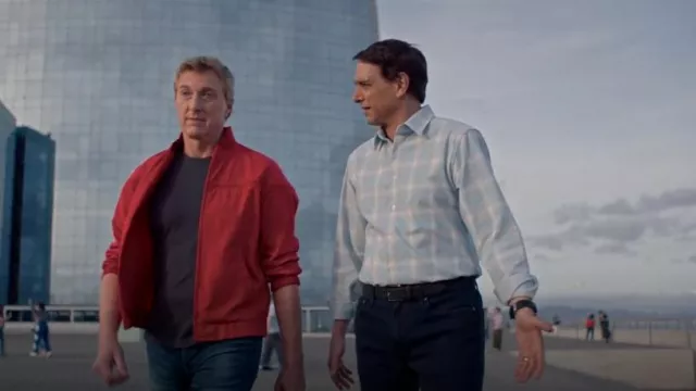 Theory Camisa de corte estándar en franela de mezcla de algodón usada por Daniel LaRusso (Ralph Macchio) como se ve en Cobra Kai (T06E06)