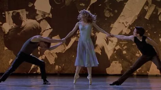 Costumes of Center Stage: Amanda Schull wears Blue Ballet Dress Leotard to play Jody in the movie