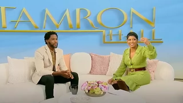 Minivestido de punto bobble de algodón de Mac Duggal usado por Tamron Hall como se vio en el desfile de Tamron Hall el 4 de diciembre de 2024