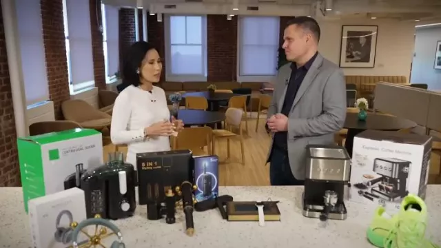Sandro Jared Button Detail Midi Dress worn by Vicky Nguyen as seen in Today on December 6, 2024