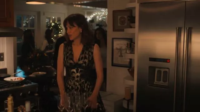 Banana Republic Mali Silk Jacquard Dress worn by Nellie (Jade Fernandez) as seen in Tell Me Lies (S02E07)