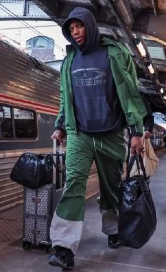 Jordan 11 Retro Blackout worn by Derrick Henry on the Instagram account @bengals